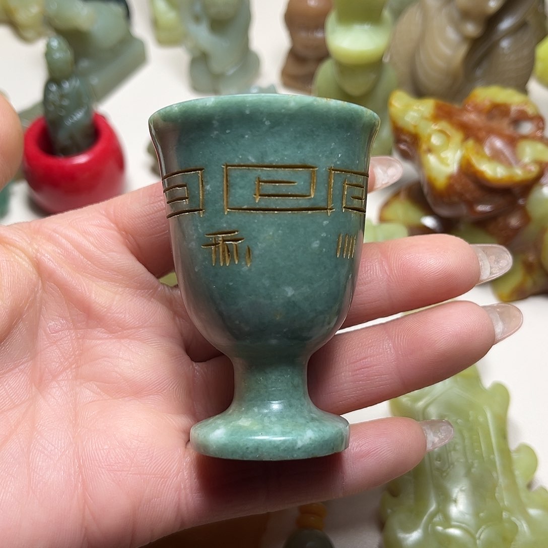白玉菩提吊坠白玉菩提吊坠