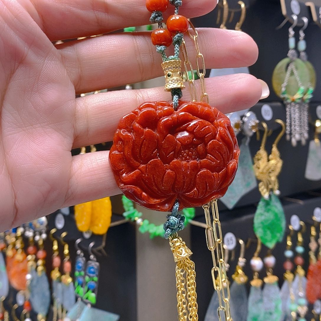 未镶嵌翡翠耳饰翡翠