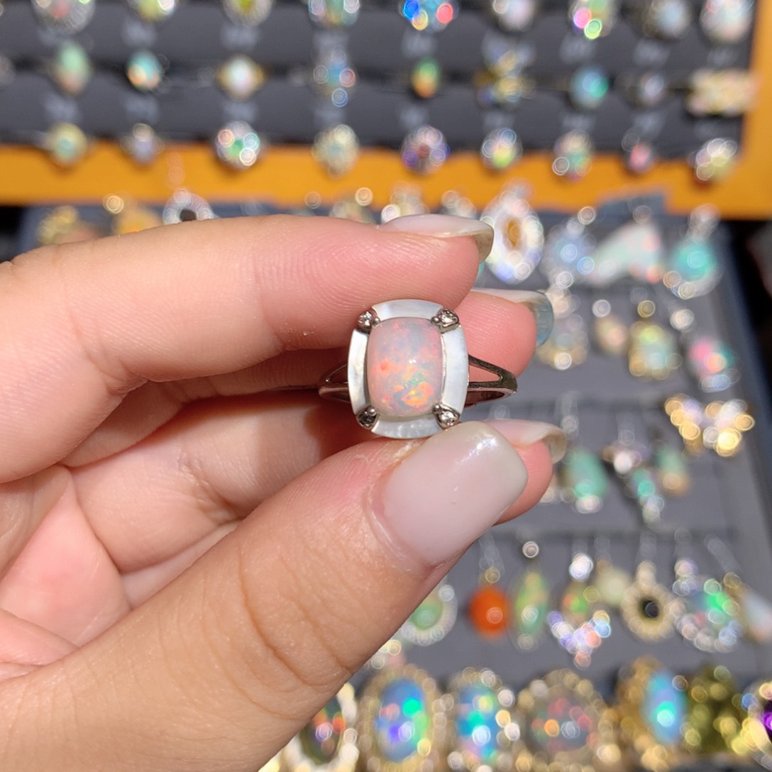 银S925镶嵌欧泊欧泊戒指l