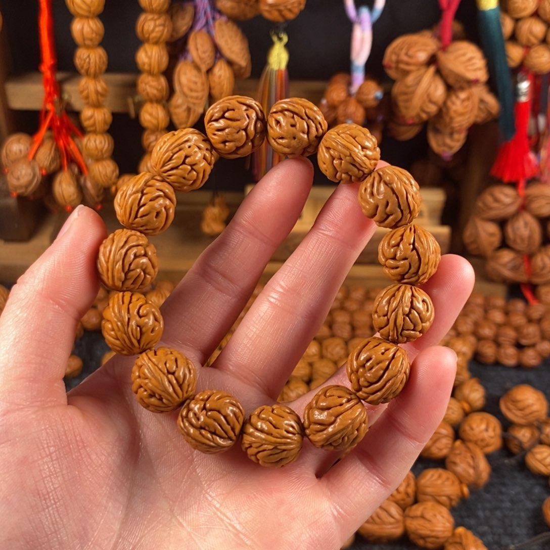 吊坠桃核5链接桃枭手串