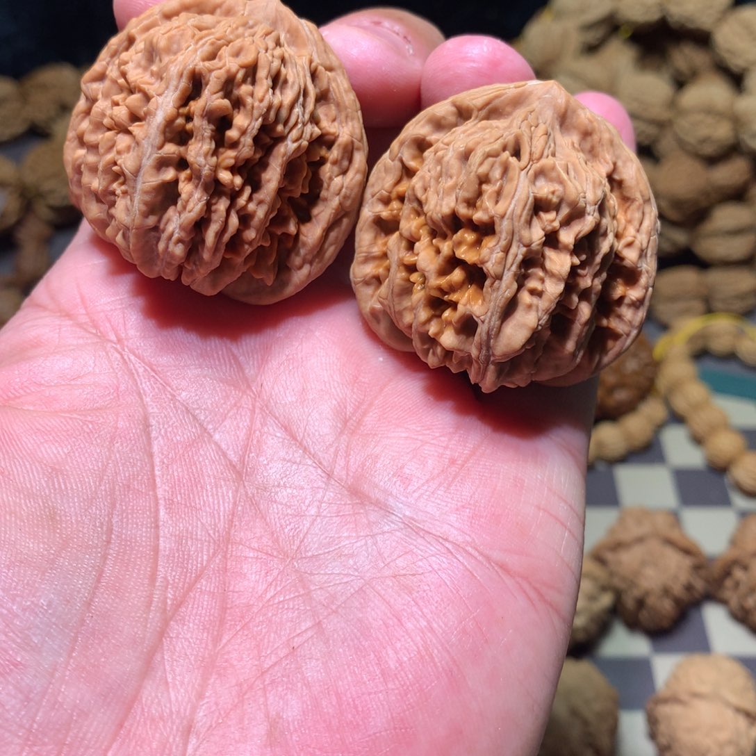 狒***子文玩核桃吊坠全品44平谷楼