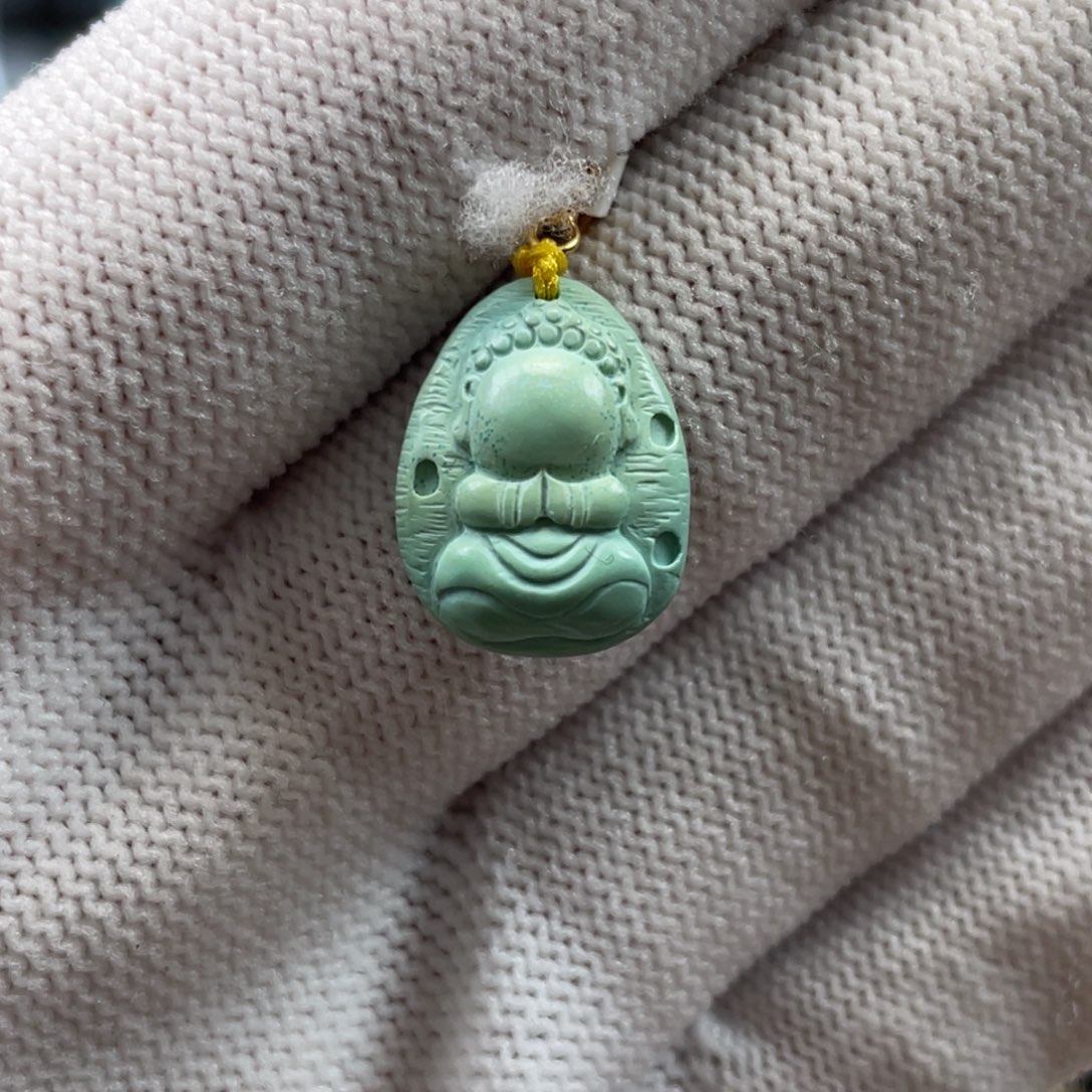 绿松石未镶嵌挂件