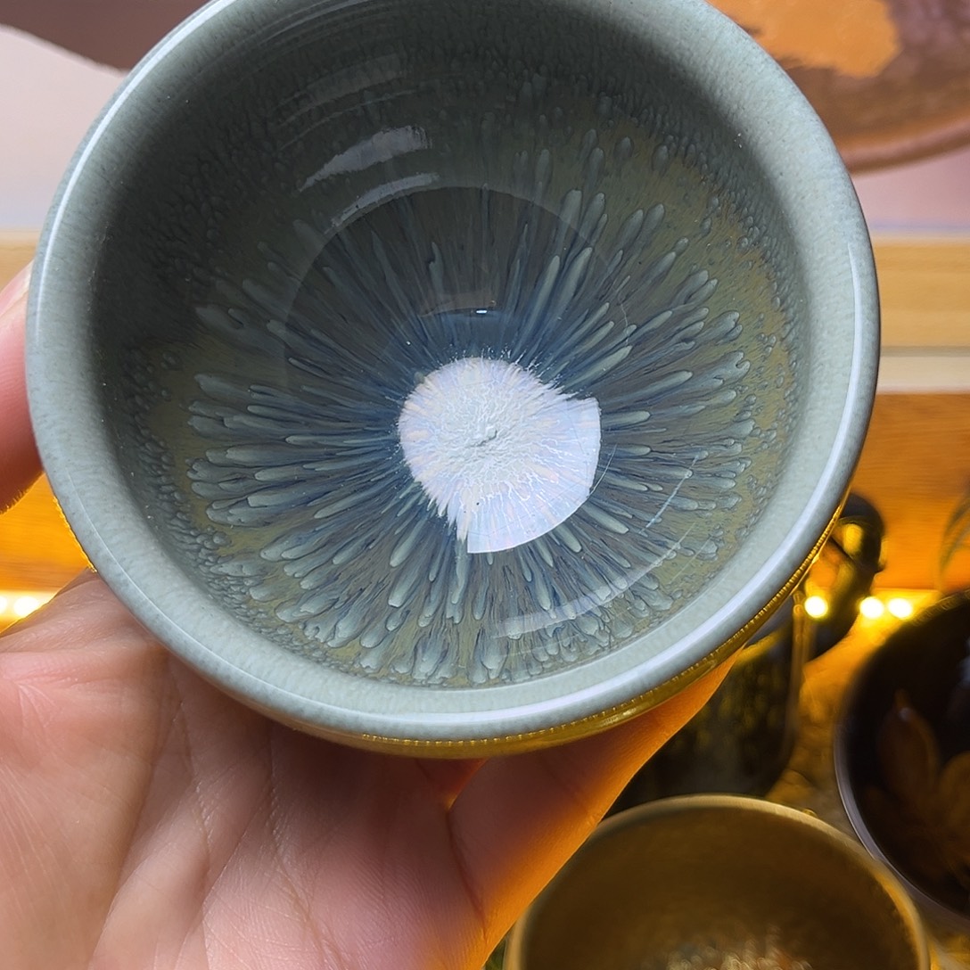 茶盏在这条街等你们一起看雪