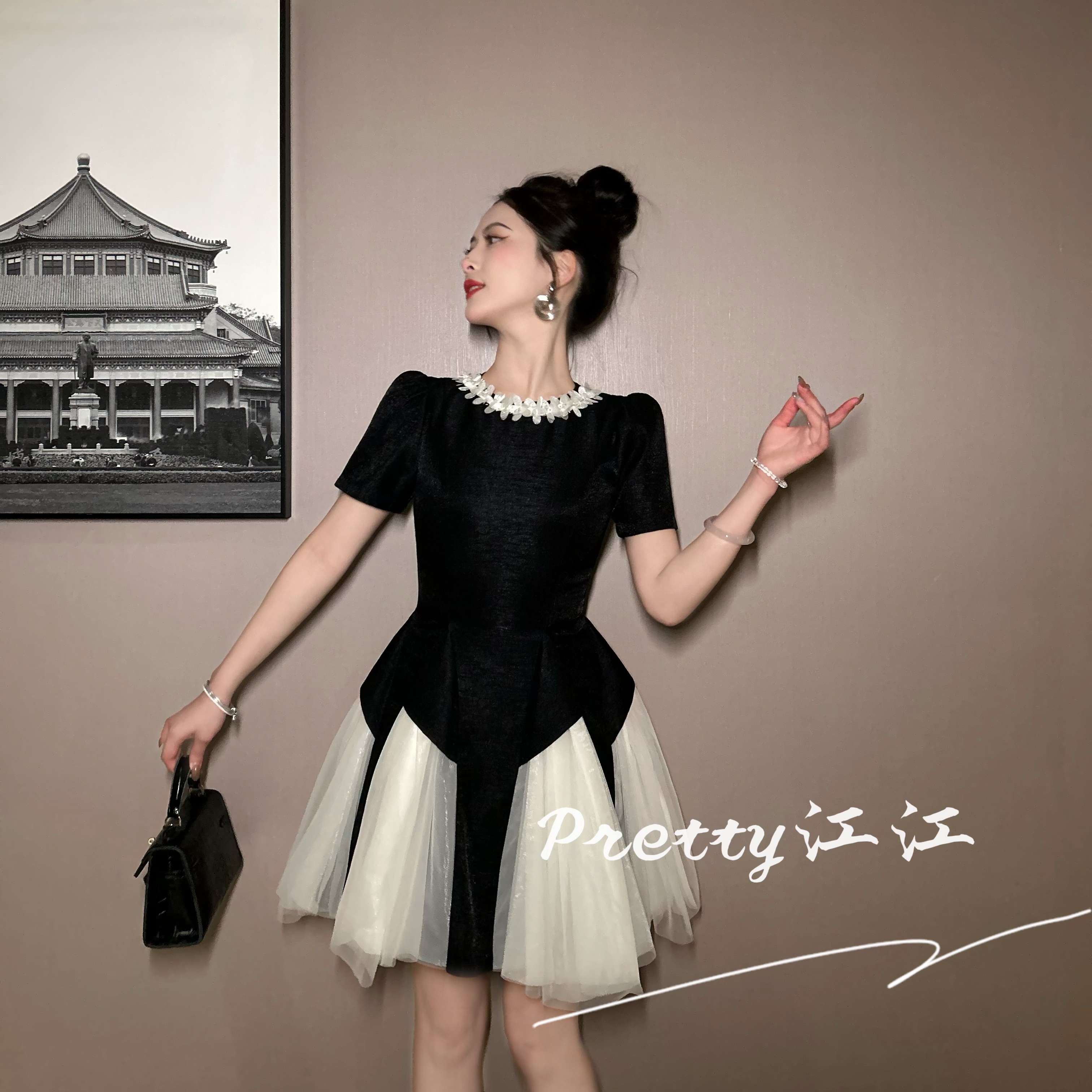 Pretty小众设计师品牌江江定制 气质蕾丝拼接小个子连衣裙65351