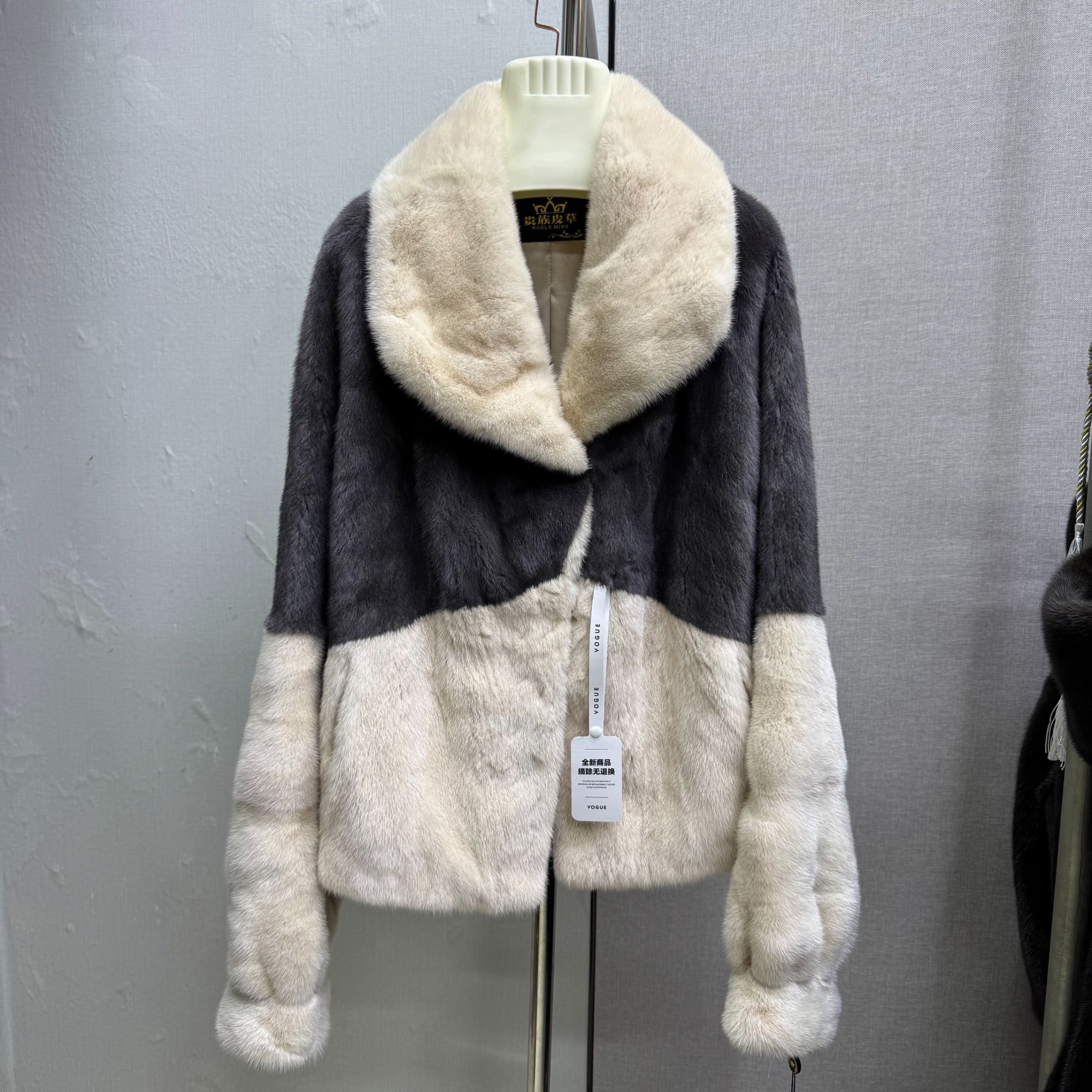 「清库特价」LL190L85 天鹅绒灰色米白套色 60衣长水貂外套孤品