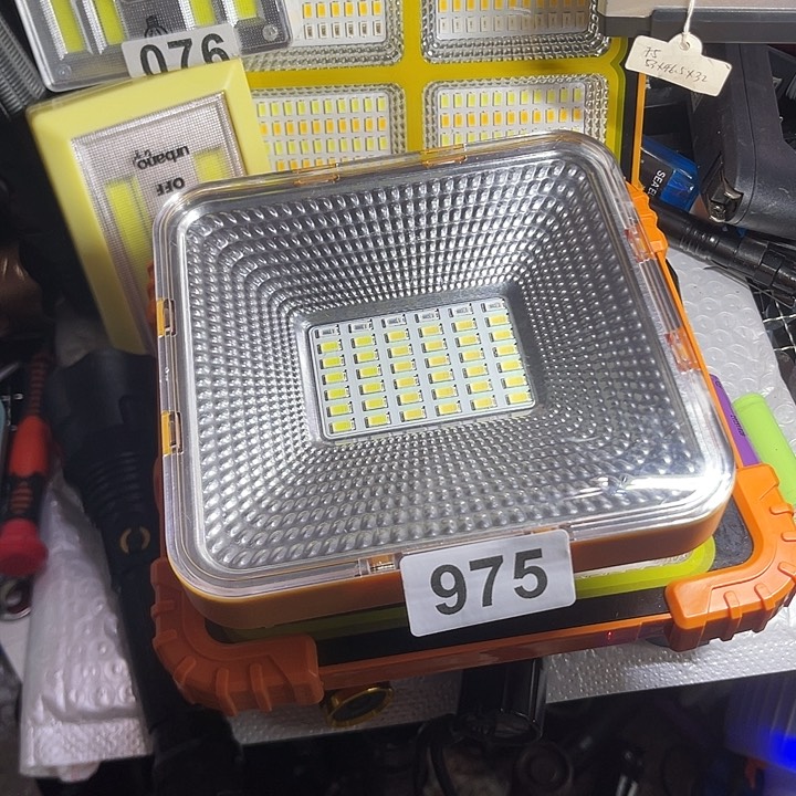 天*鸟太阳能户外灯手电家用975