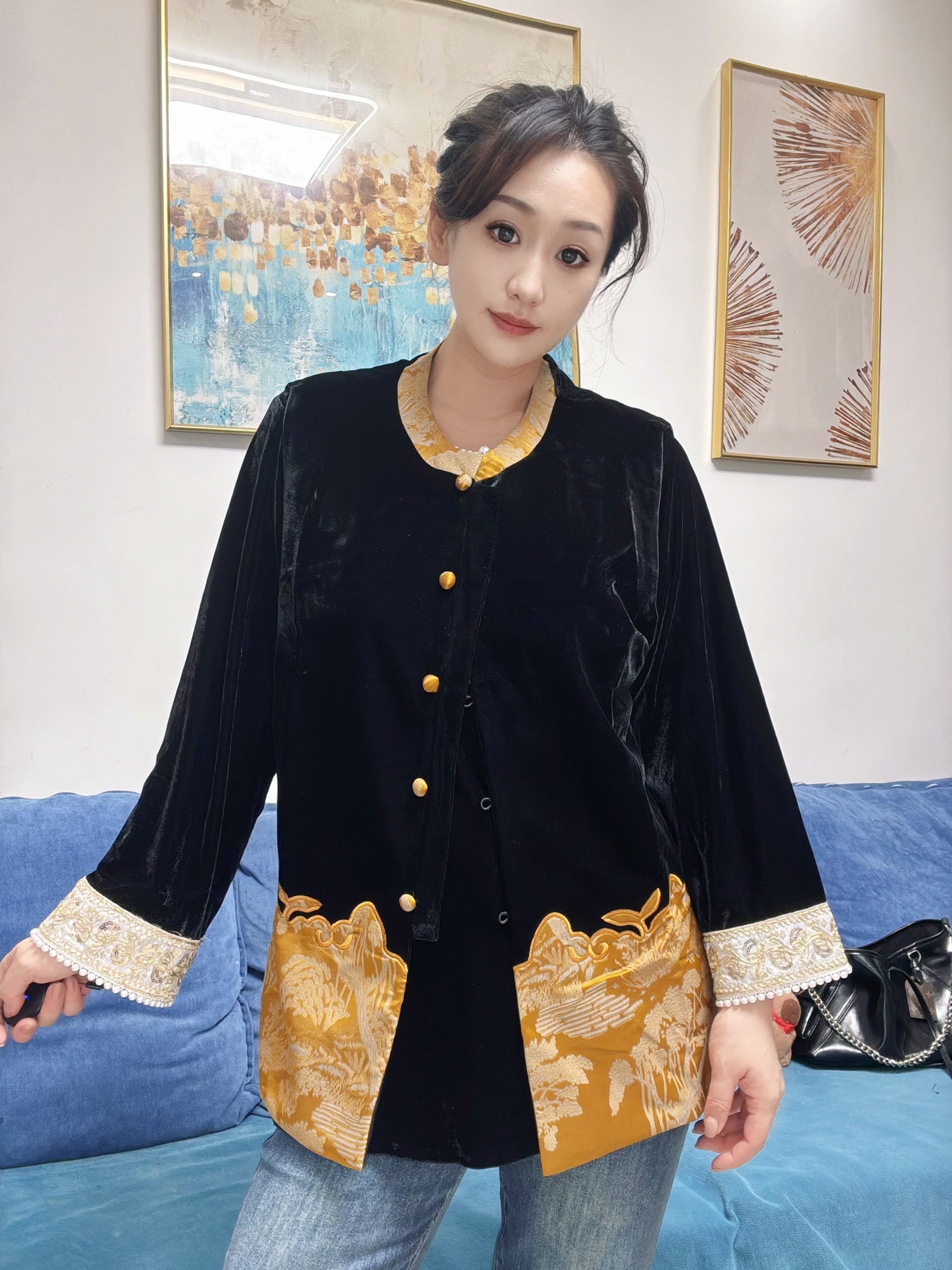 新中式国风丝绒拼接提花老钱风马夹