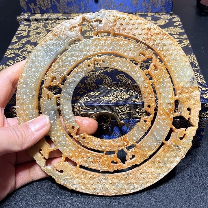 底槽青一物一图发货，支持七天无理由。