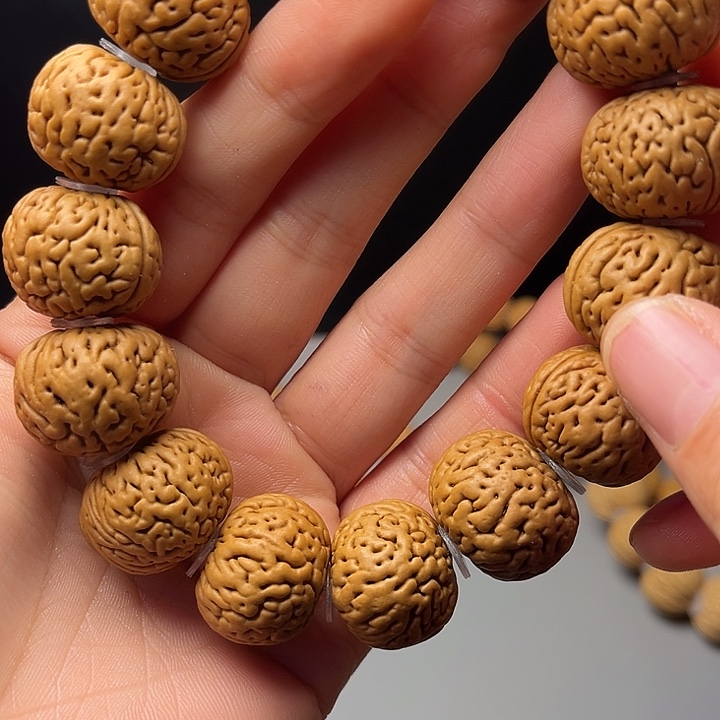 震***哥桃核吊坠桃核手串