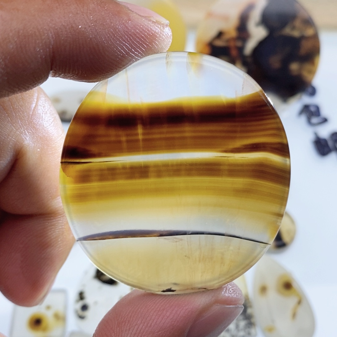 玛瑙/玉髓颈饰未镶嵌