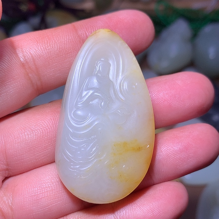 天***真和田玉（糖玉）未镶嵌手链