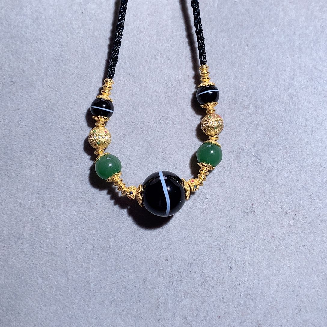 玛瑙/玉髓颈饰未镶嵌