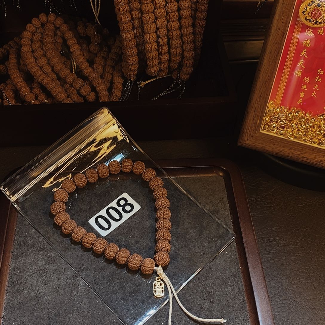 老***车手串金刚菩提哦哦哦哦哦