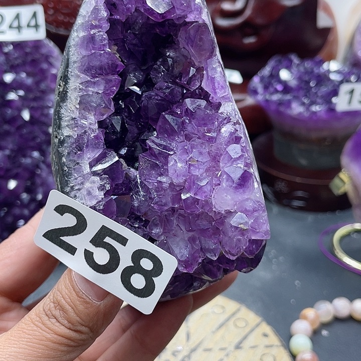 水晶大型摆件（非配饰）未镶嵌