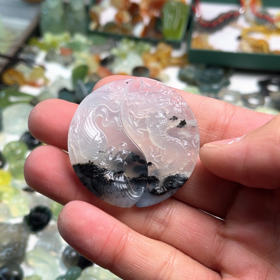 蛇纹石玉未镶嵌原石