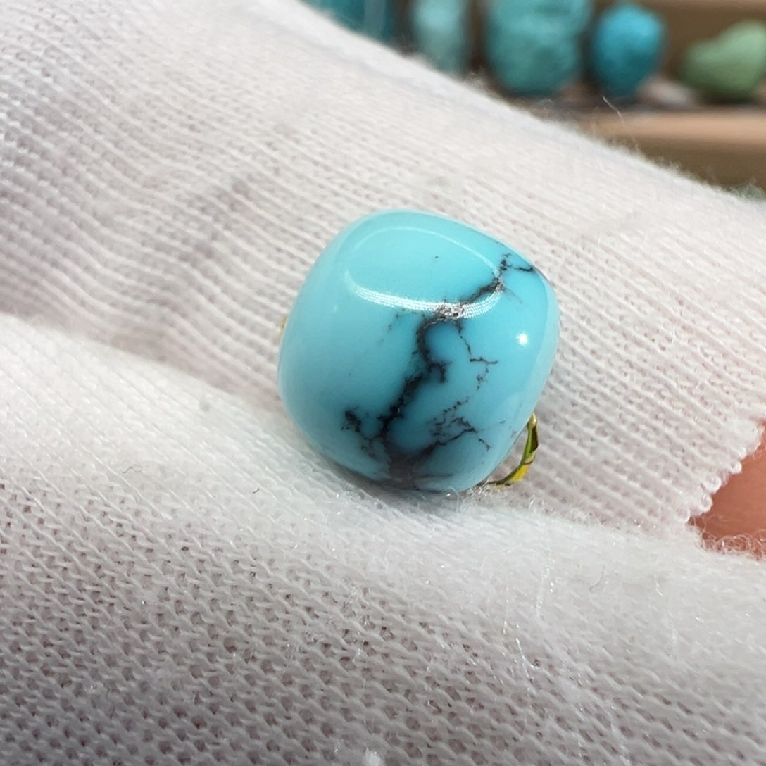 绿松石配饰未镶嵌