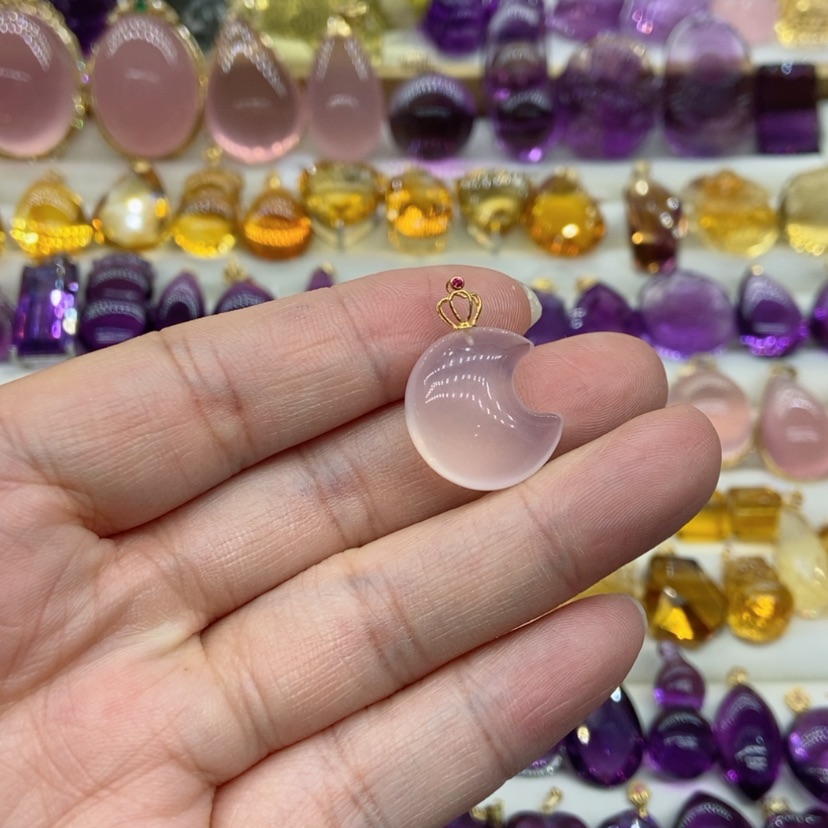 【闪购商品】水晶水晶吊坠18K金镶嵌