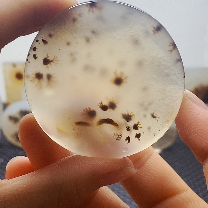 玛瑙/玉髓未镶嵌珠宝半成品