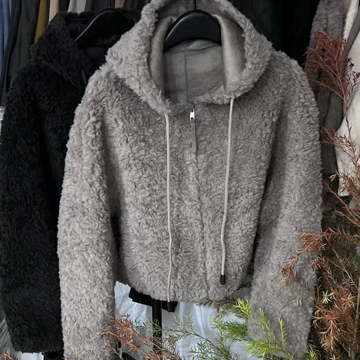 恩熙·韩系新款冬季加厚连帽款外套25357