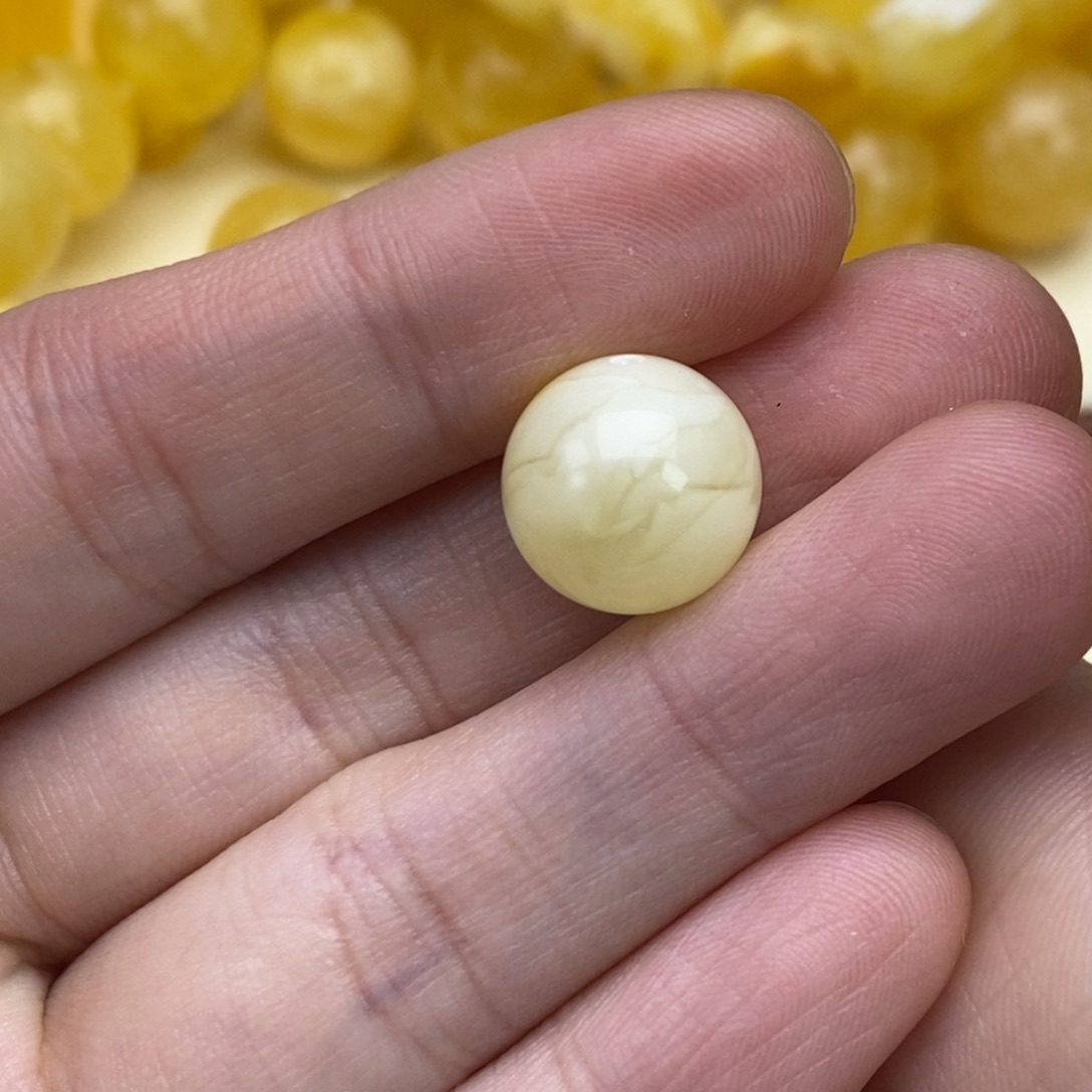 琥珀裸石未镶嵌12.1圆珠