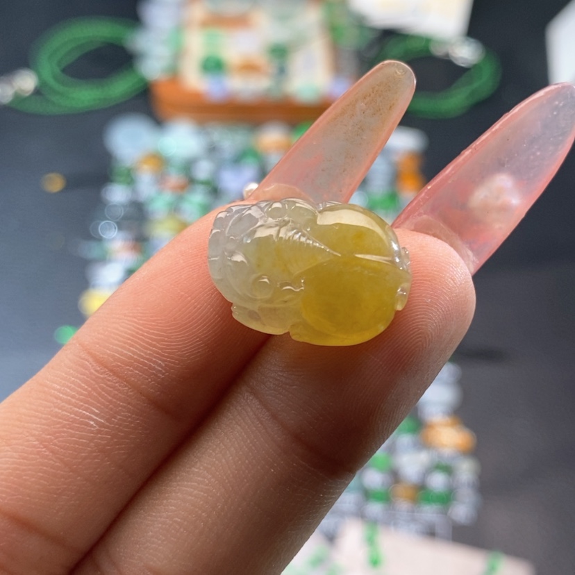 【闪购商品】翡翠挂件未镶嵌貔貅