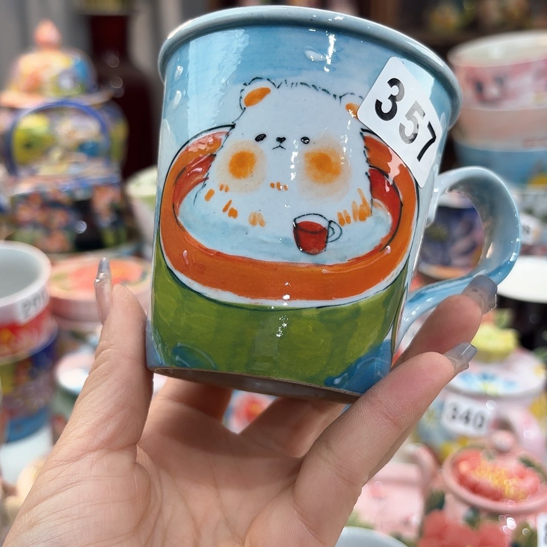 瓷片我也要努力赚钱养猫