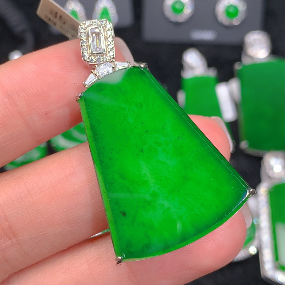 翡翠吊坠(不含链)银S925镶嵌