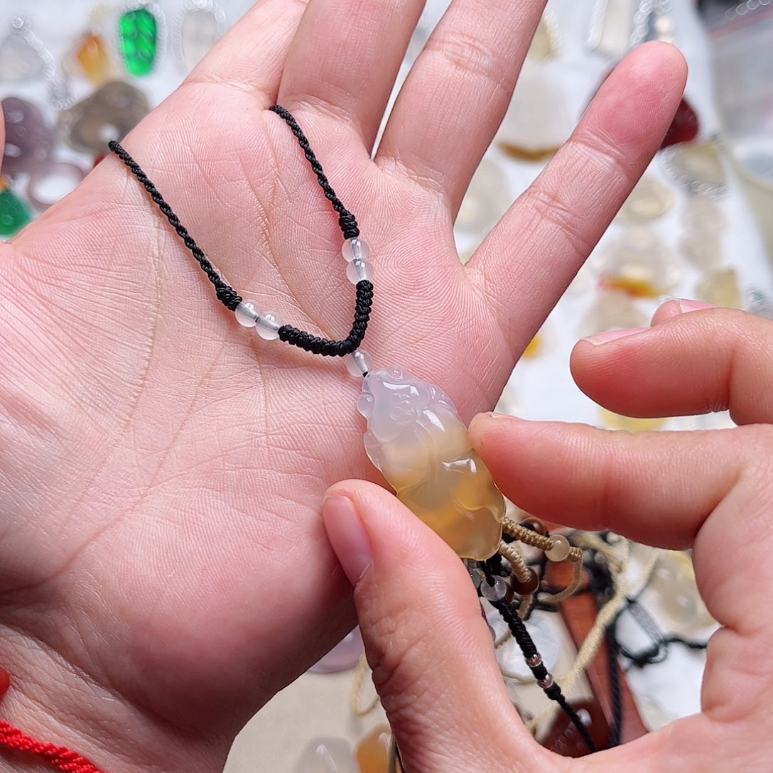 玛瑙/玉髓颈饰未镶嵌?***?