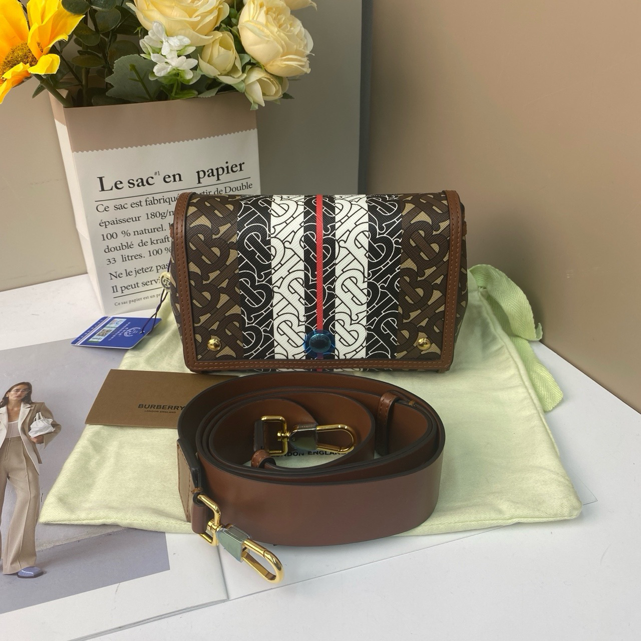 99新 BURBERRY/博柏利 单肩包