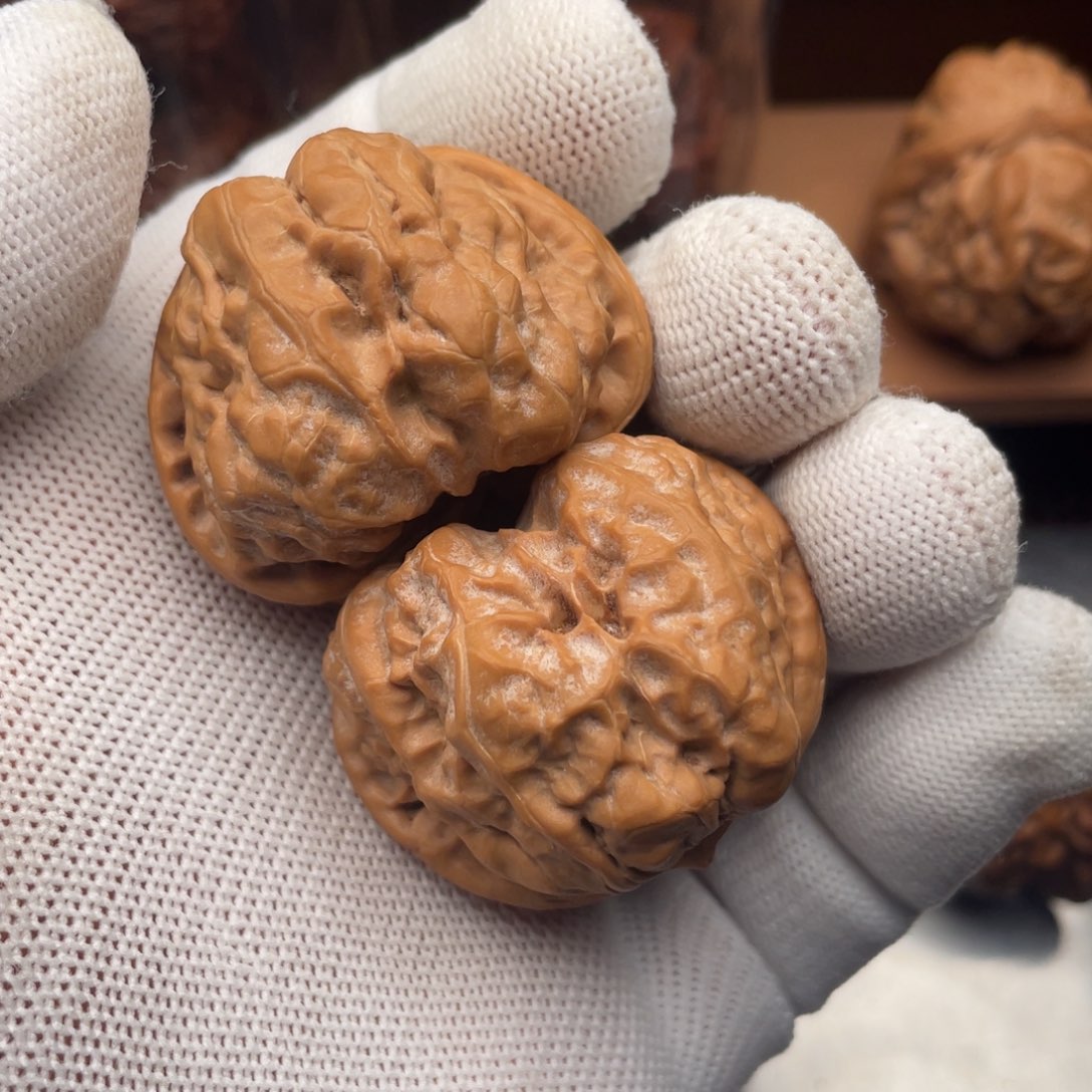 文玩核桃吊坠蛤蟆头