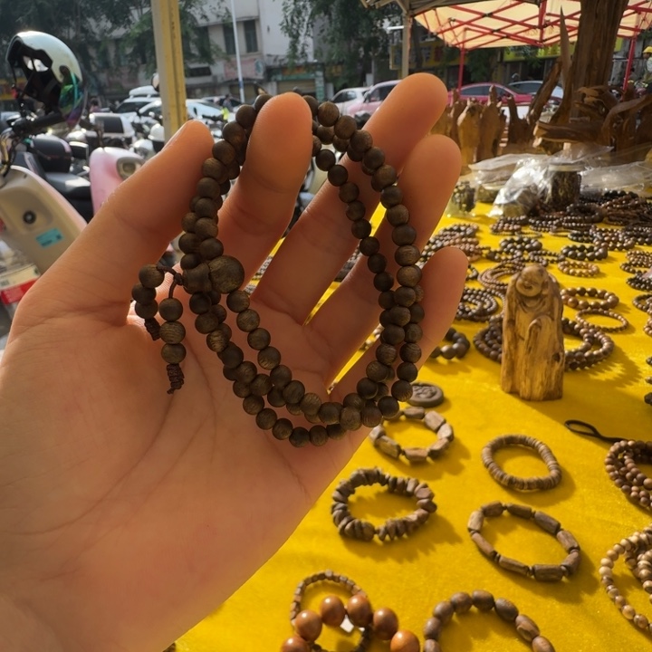 唉***彤沉香沉香碎屑海南莺歌绿0.5大6克➕沉香碎屑多样性