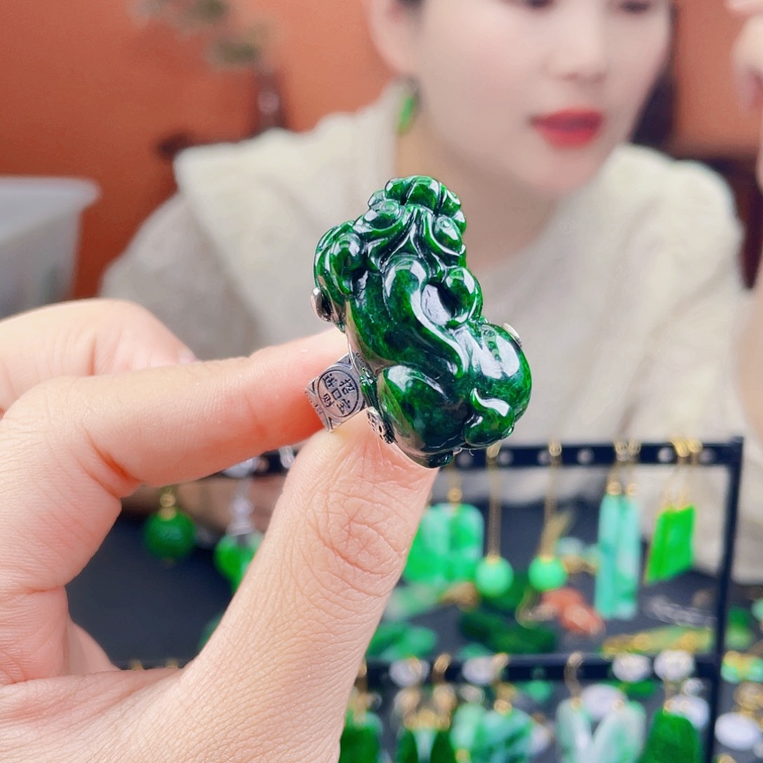 翡翠银S925镶嵌耳饰饰品