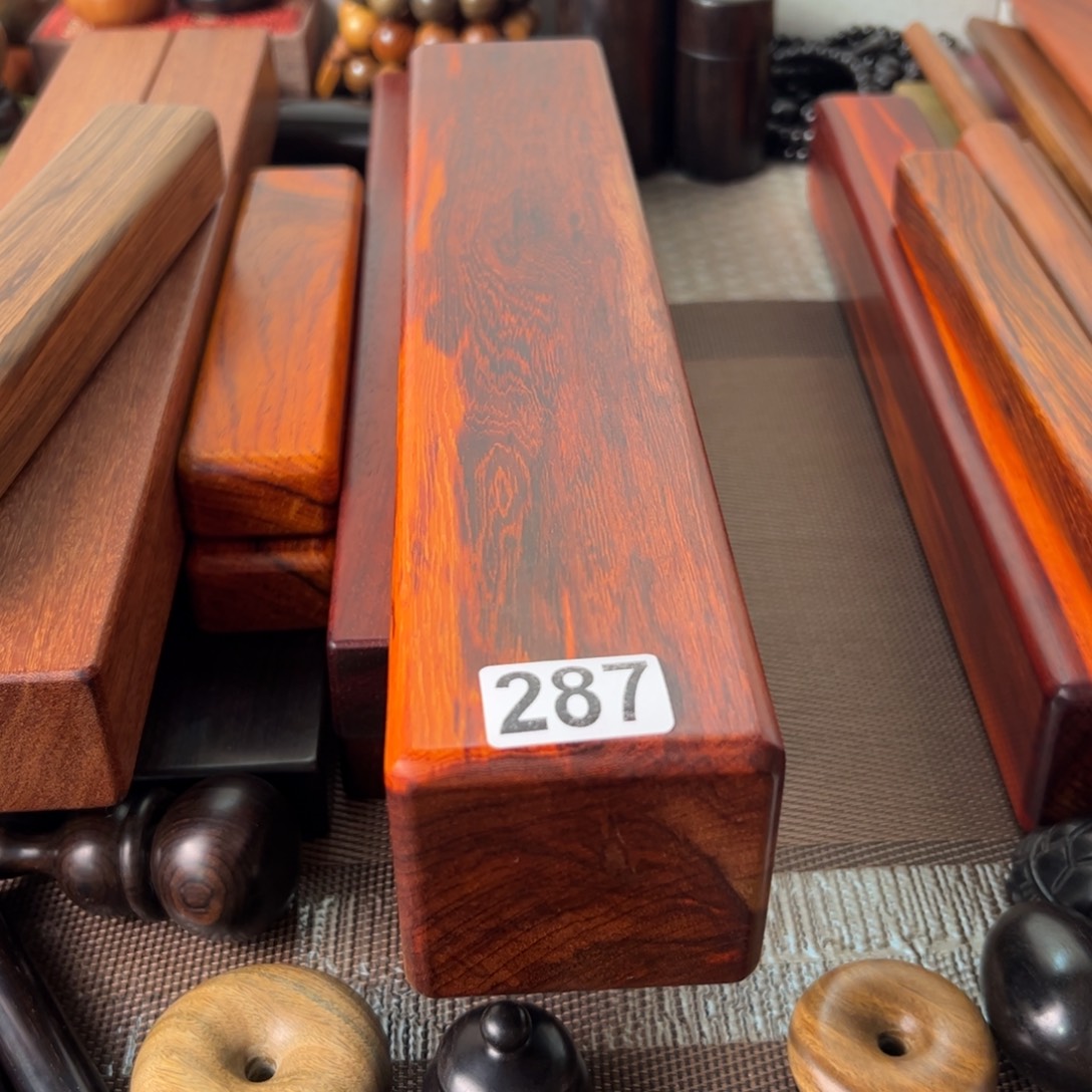 星****紫心苏木（紫罗兰木）科檀