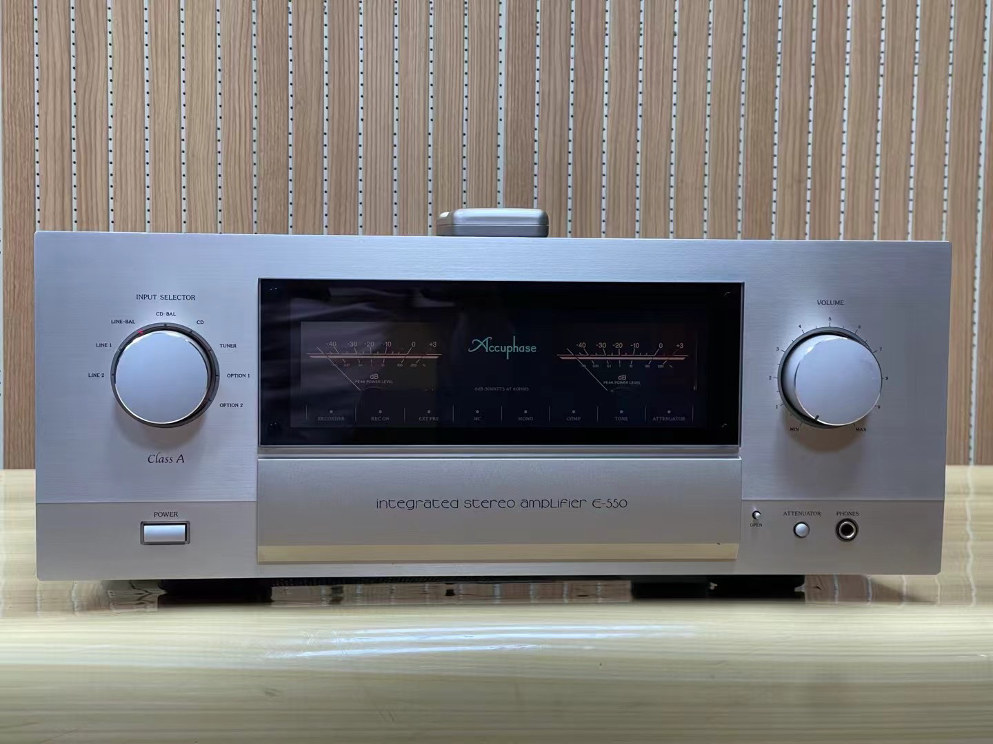 日本金嗓子E550合并功放甲类功放