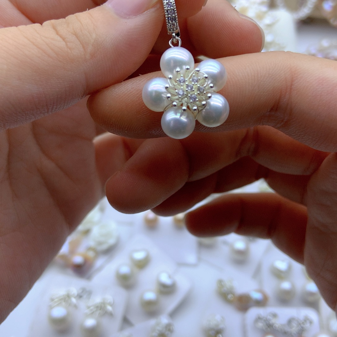 淡水珍珠未镶嵌耳饰