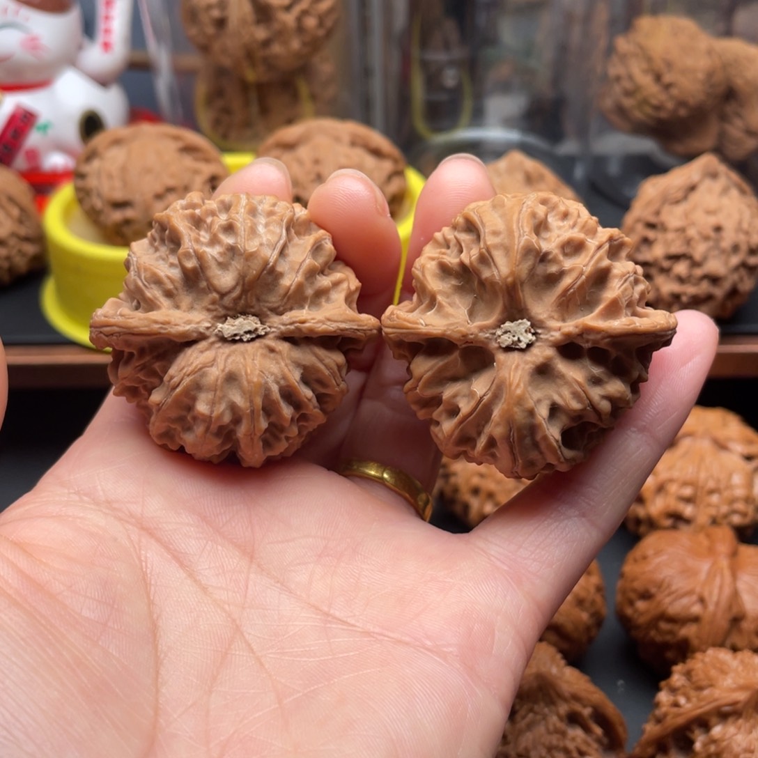 文玩核桃把件苹果园44