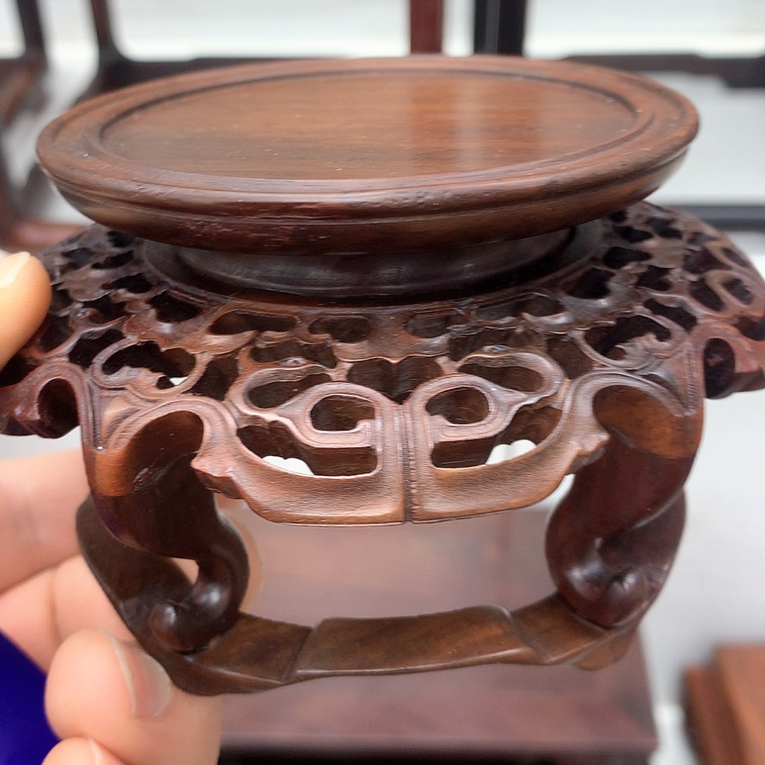 藤类大红酸枝7公分圆几