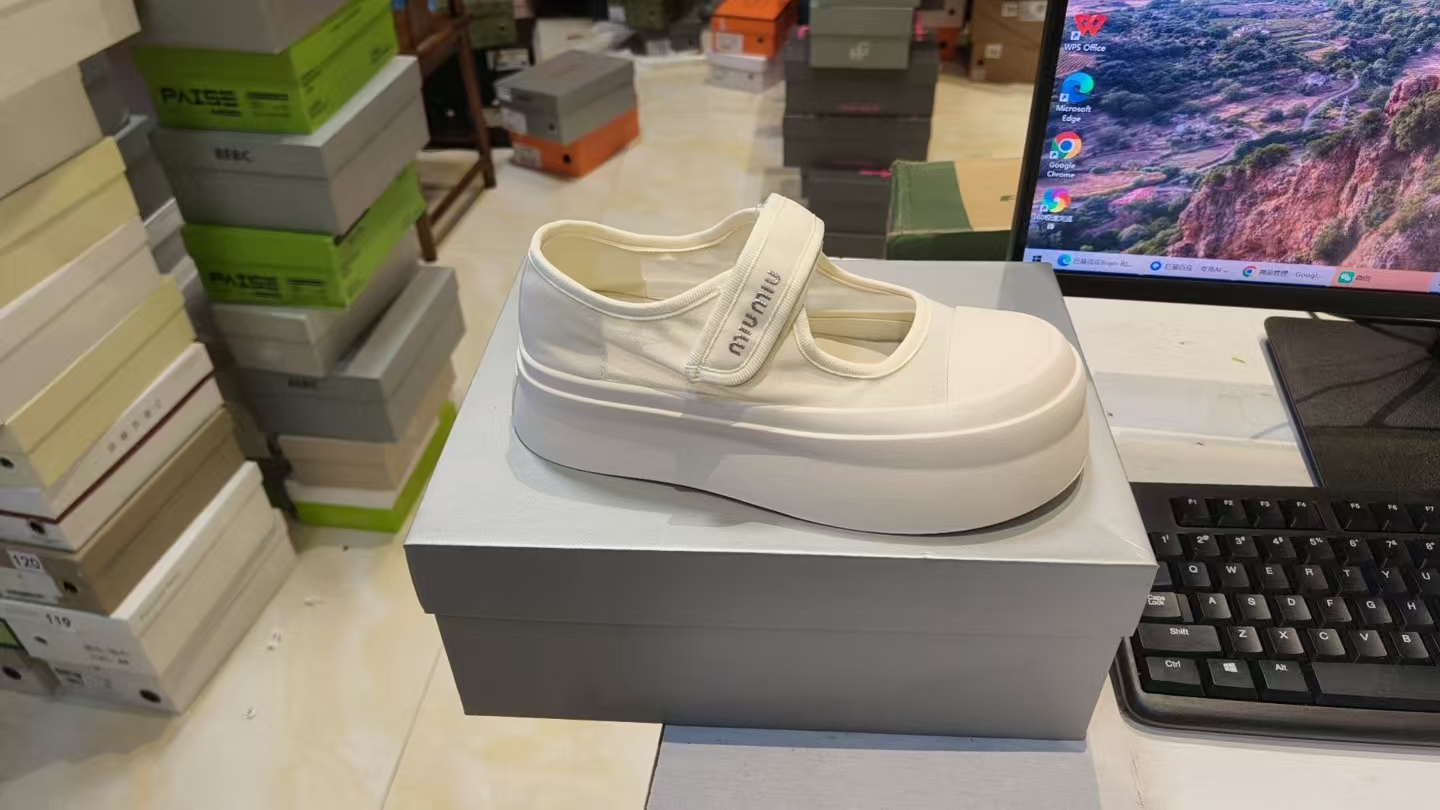 184休闲百搭女鞋