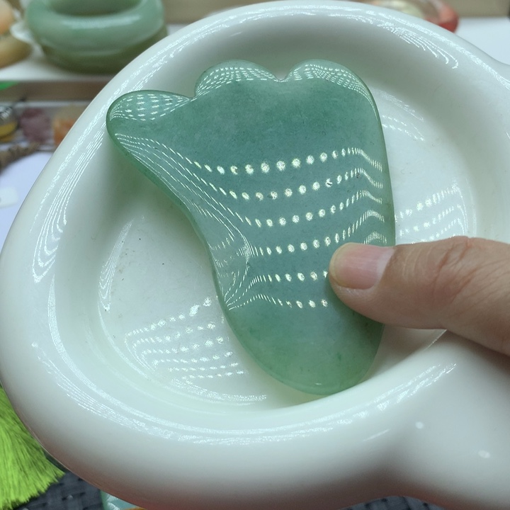 石英质玉z z z z z z z z未镶嵌