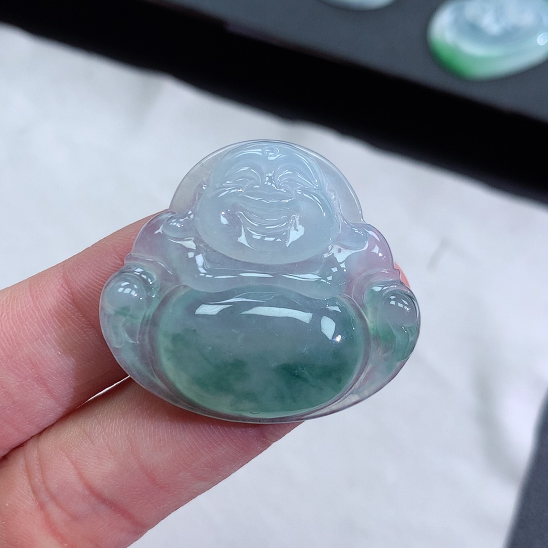 翡翠颈饰未镶嵌冰种飘花佛公