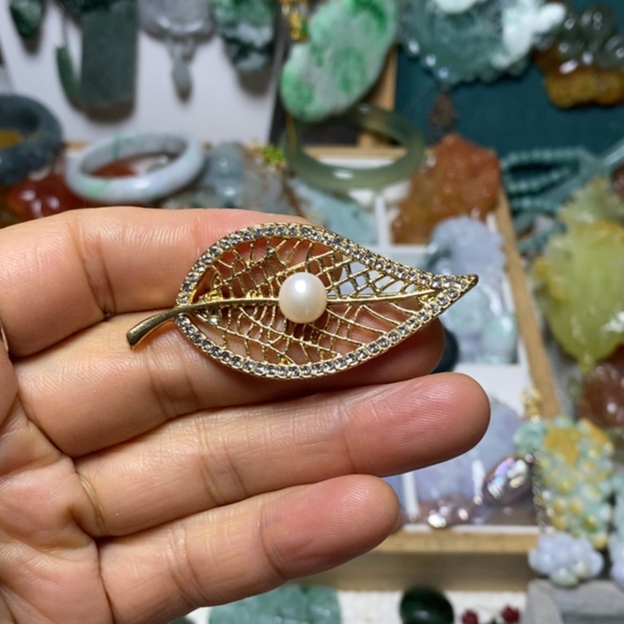 【闪购商品】翡翠吊坠(赠链)未镶嵌