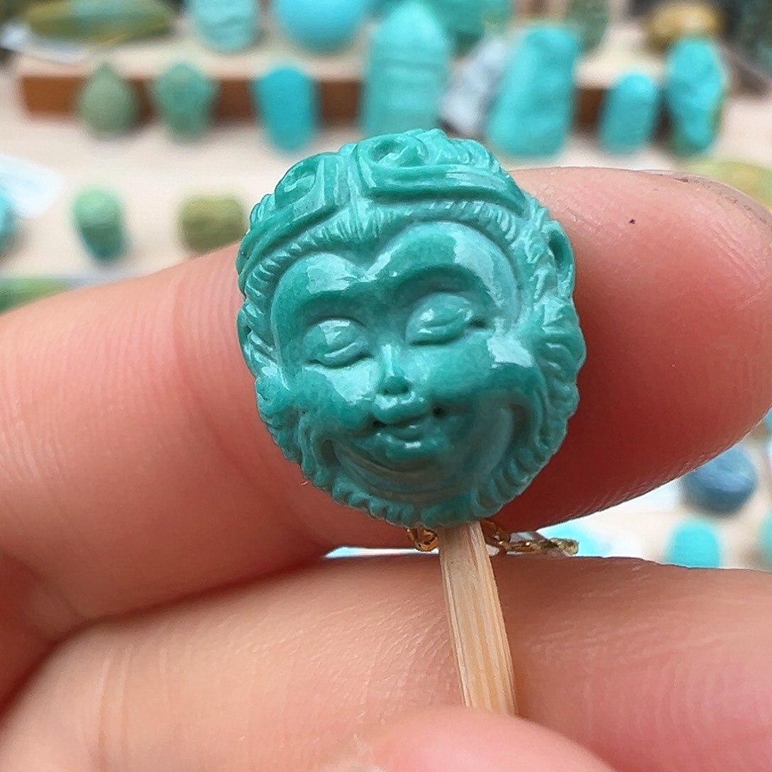 绿松石配饰未镶嵌