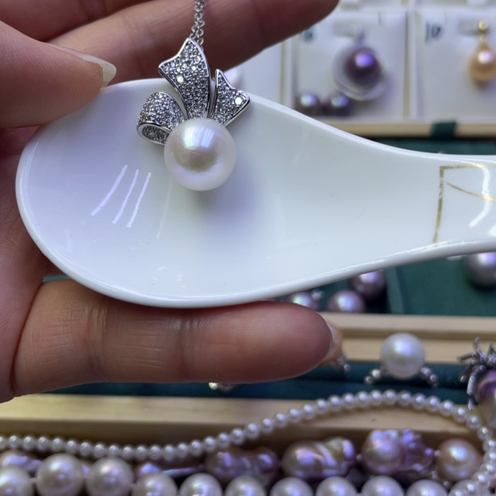 淡水珍珠项链合金