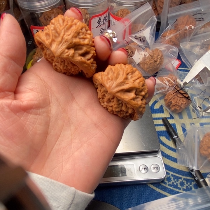 桃核吊坠蛇头44核桃