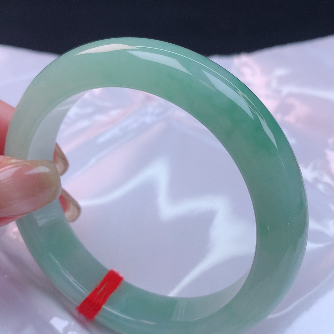 【闪购商品】未镶嵌手镯翡翠56