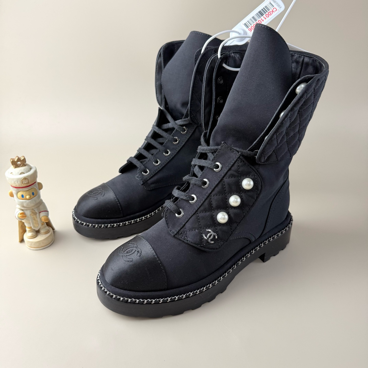 99新 Chanel/香奈儿 纯黑双C珍珠短靴 36码 YLP4078