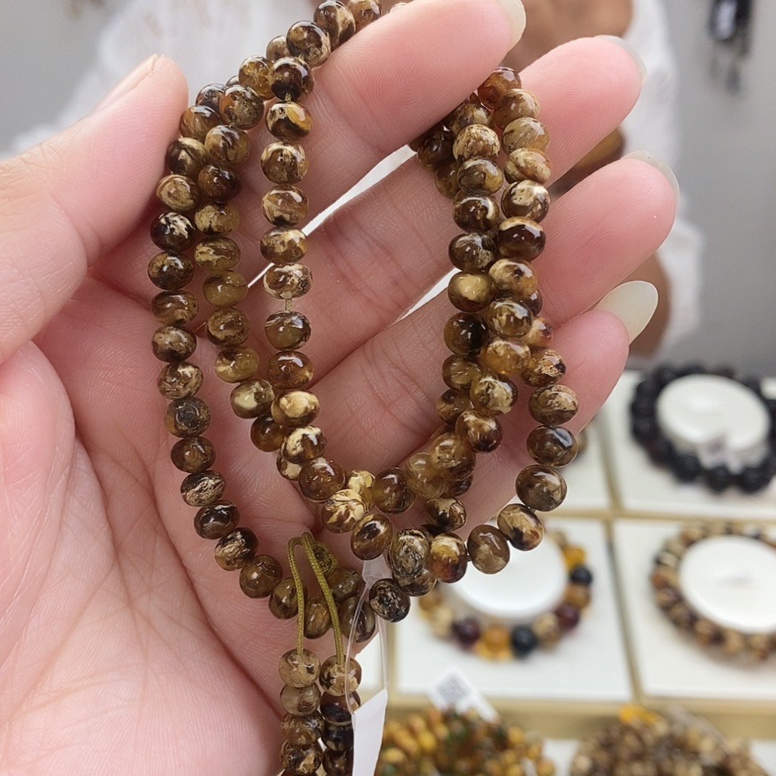 琥珀未镶嵌裸石琥珀6