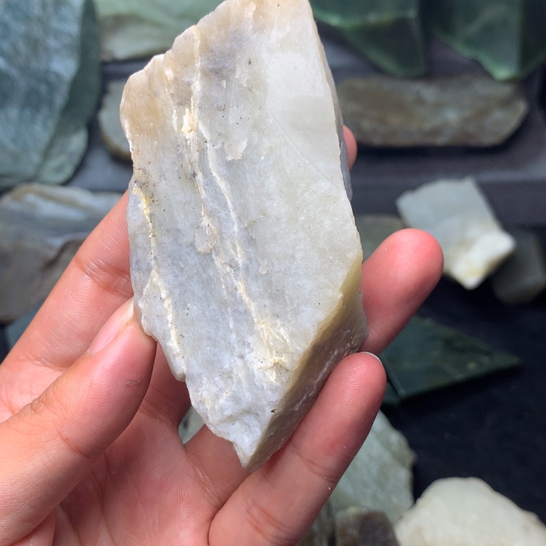 和田玉（糖玉）边角未镶嵌