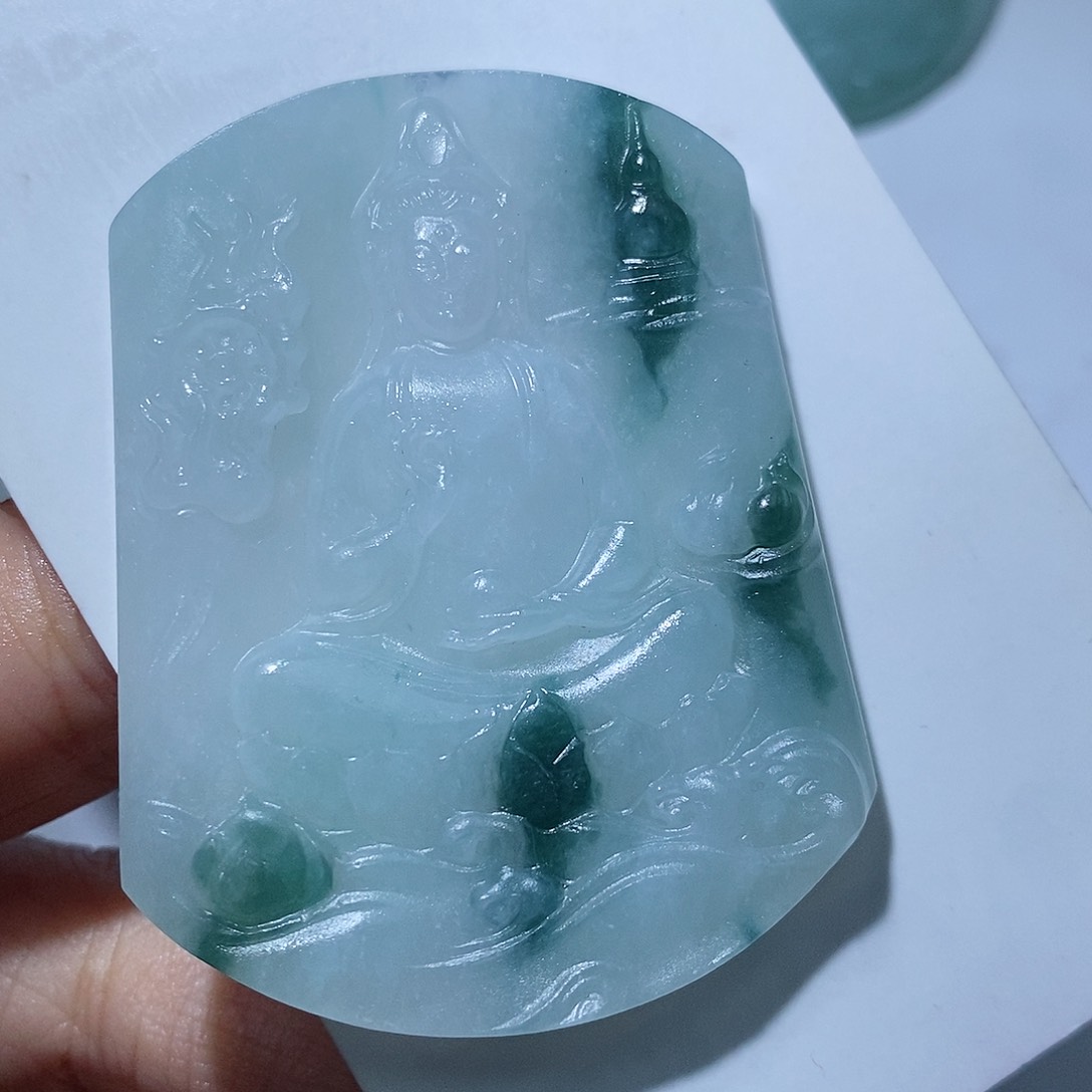 定制翡翠未镶嵌翡翠