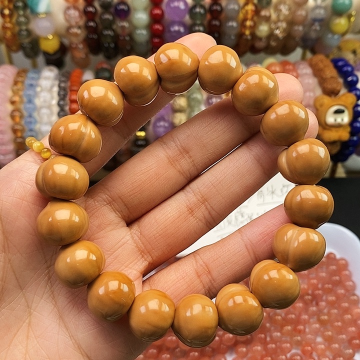 未镶嵌卡15.5猴头屁桃一条玛瑙/玉髓